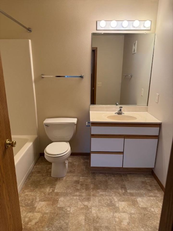 LYNCREST LLP - Photo 5 of 11