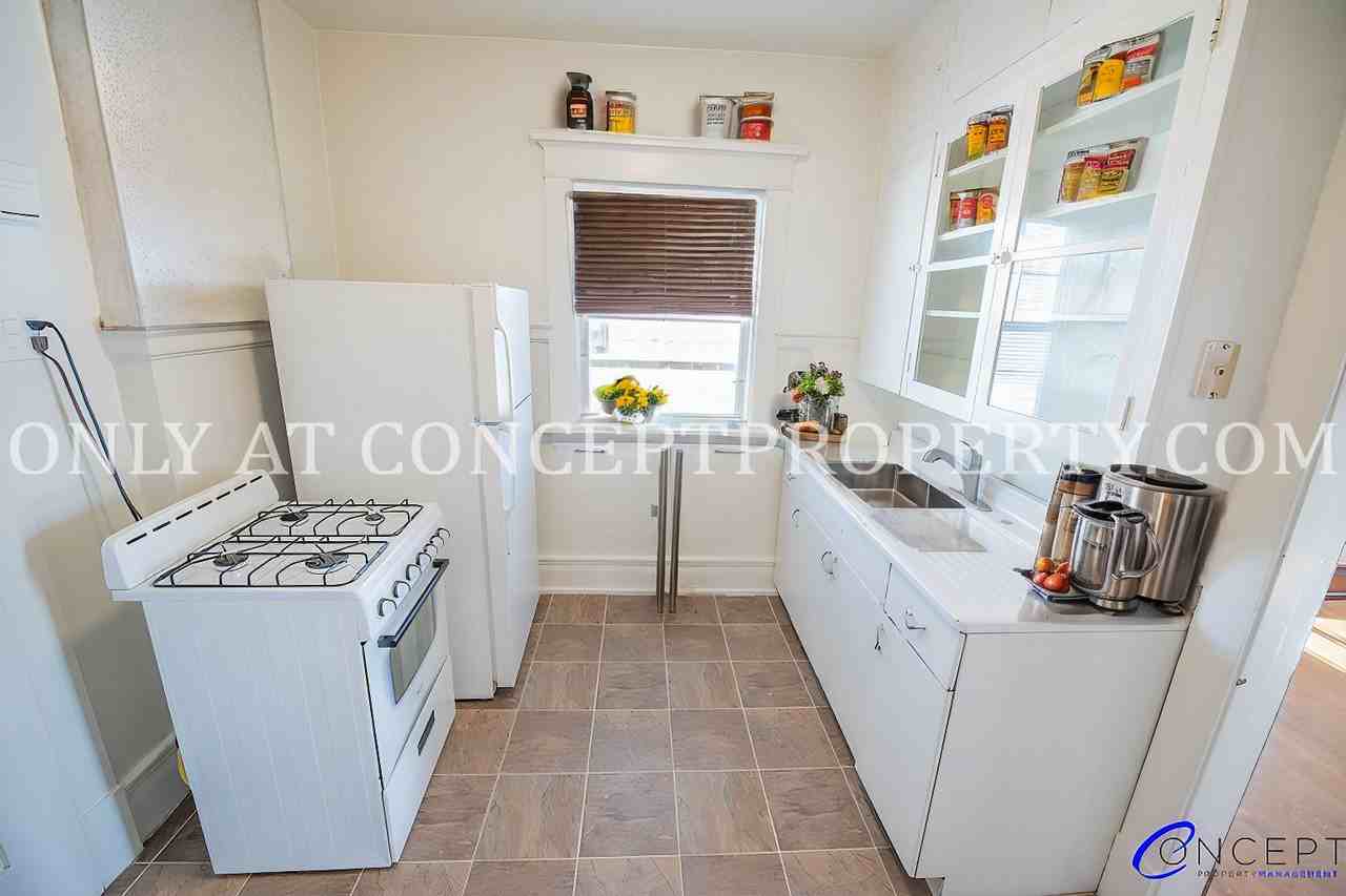 435 East 200 South - Photo 4 of 50