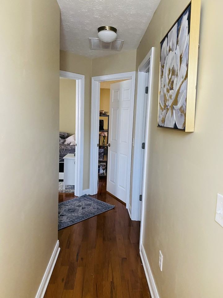 521 E 1st St #1 - Photo 7 of 19