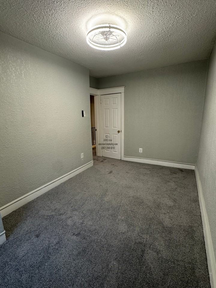 5563 Matthews St #1 - Photo 5 of 10