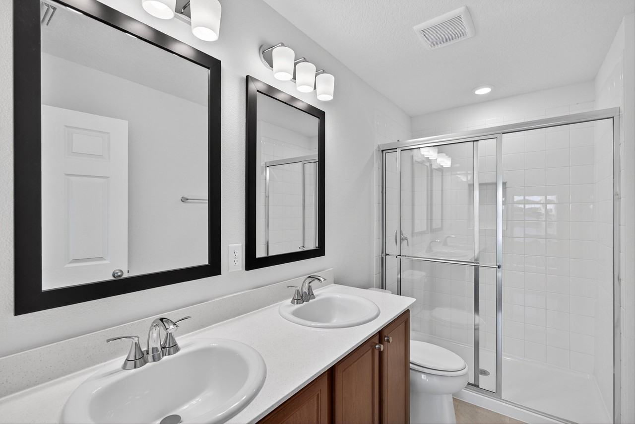 33 Somerset Ave #1 - Photo 6 of 10