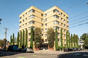 featured image of 2199 Nw Everett St