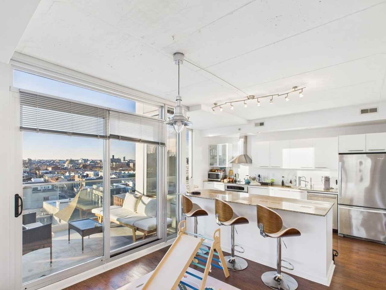 212 Brown St - Photo 7 of 50