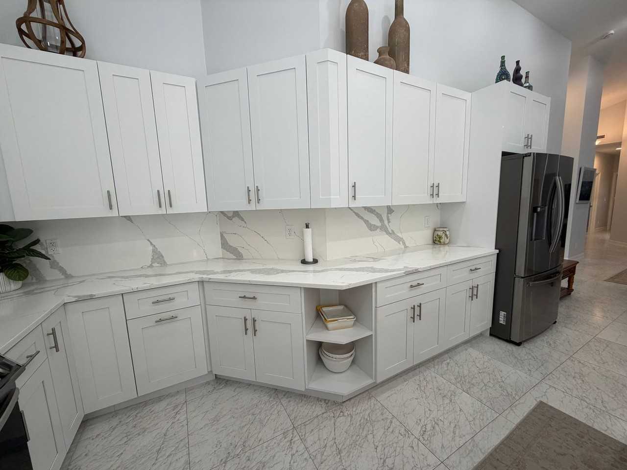 5950 Almaden Dr - Photo 6 of 41