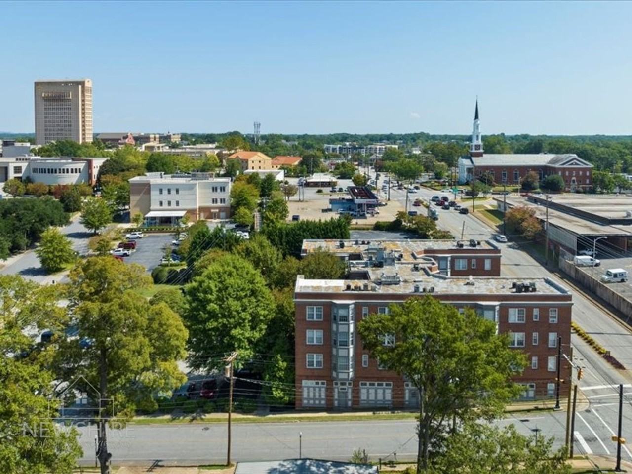 City View Apartments - Photo 6 of 50