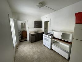 featured image of 413 Winsor St #4