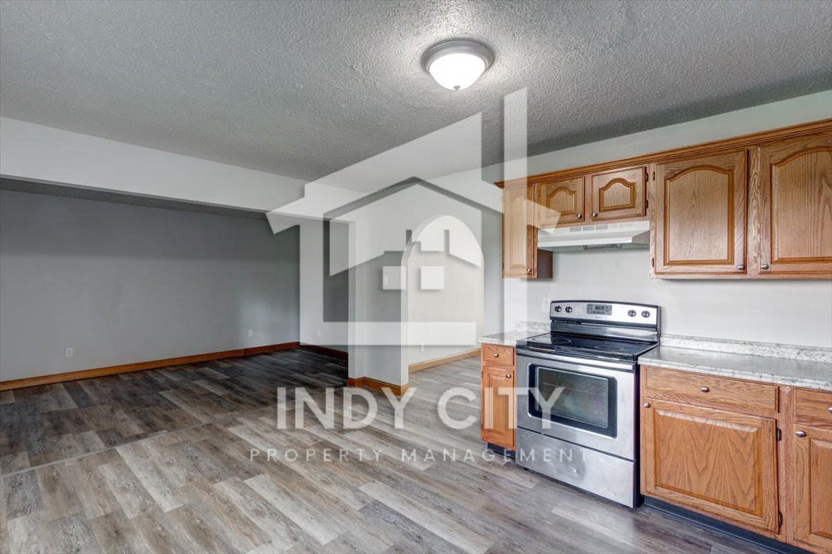 90 Bryant Ct #1 - Photo 5 of 20