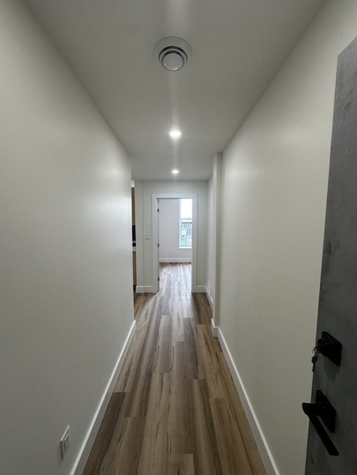 13 Market Sq #A - Photo 3 of 17