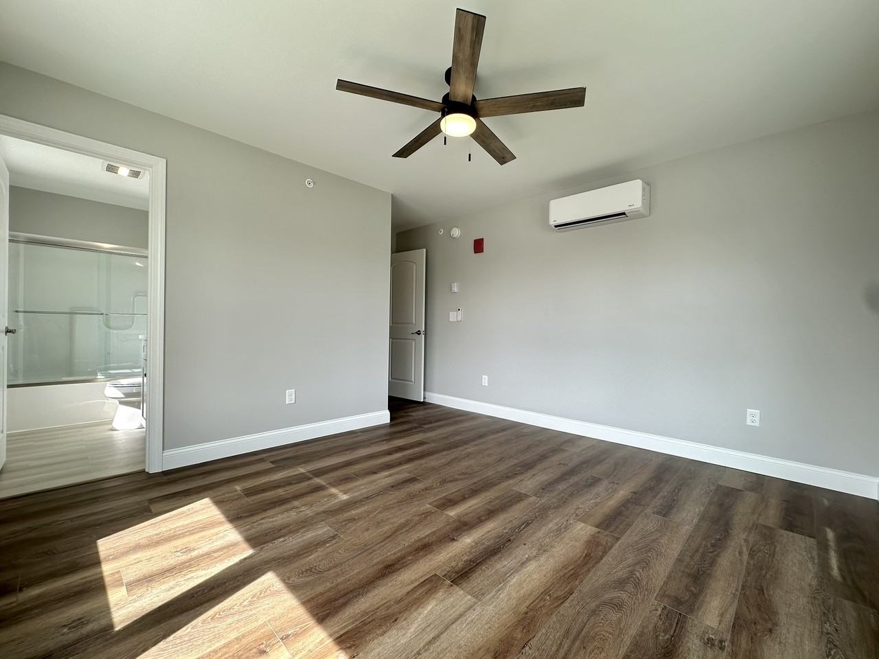 4 Diane Way #218 - Photo 7 of 21