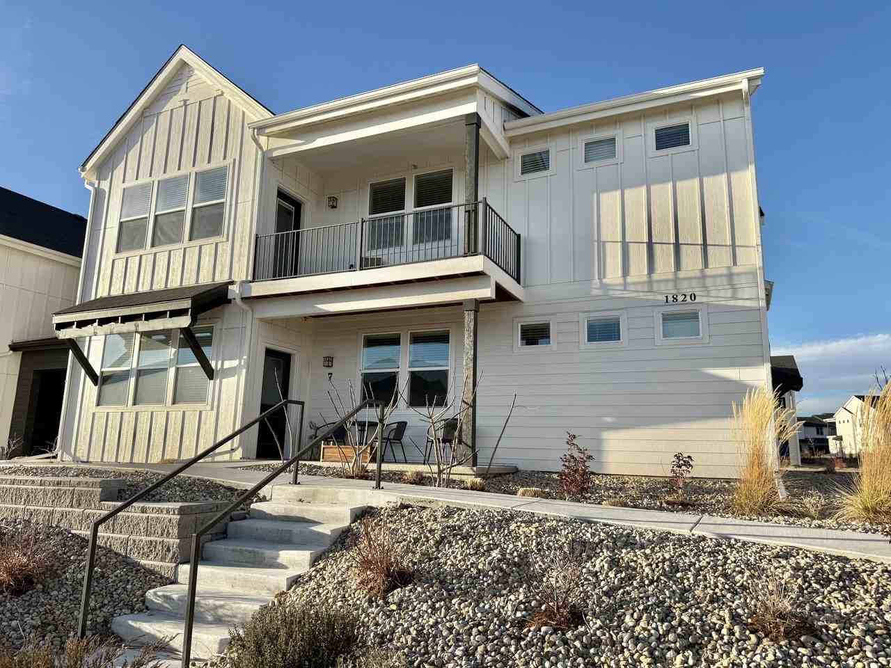 1820 Iron Wheel Dr #7 - Photo 2 of 15