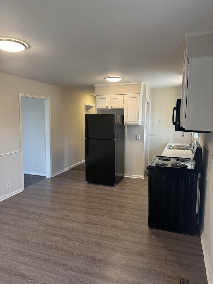 2909 Clifton Ave #1 - Photo 5 of 23