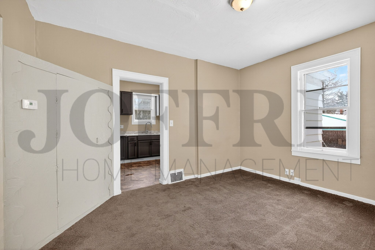 19112 Kings Hwy #1 - Photo 3 of 15