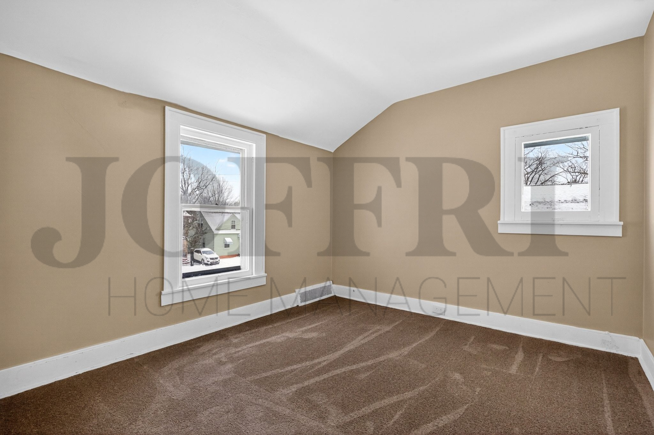 19112 Kings Hwy #1 - Photo 7 of 15