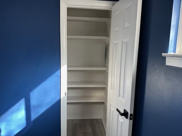 633 Harris St #103 - Photo 3 of 5