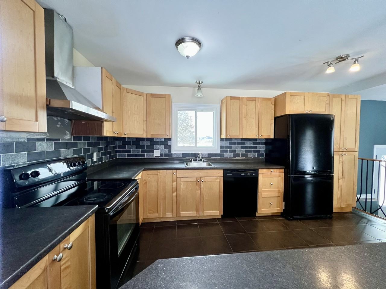 19 Oriole Pky #1 - Photo 4 of 33