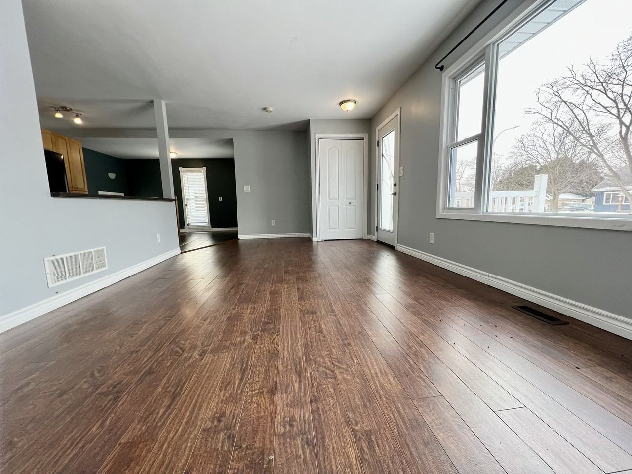 19 Oriole Pky #1 - Photo 6 of 33