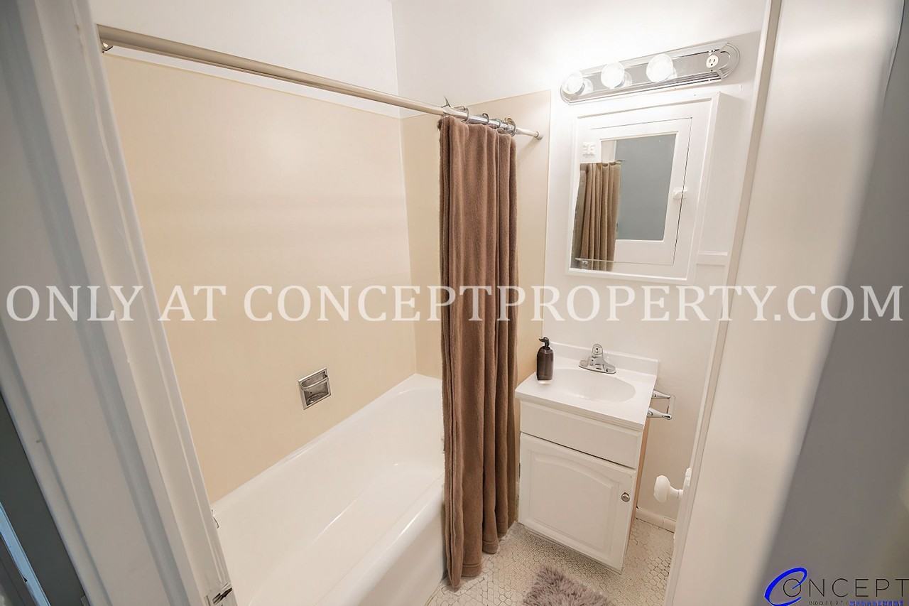 425 E 200 S - Photo 6 of 50