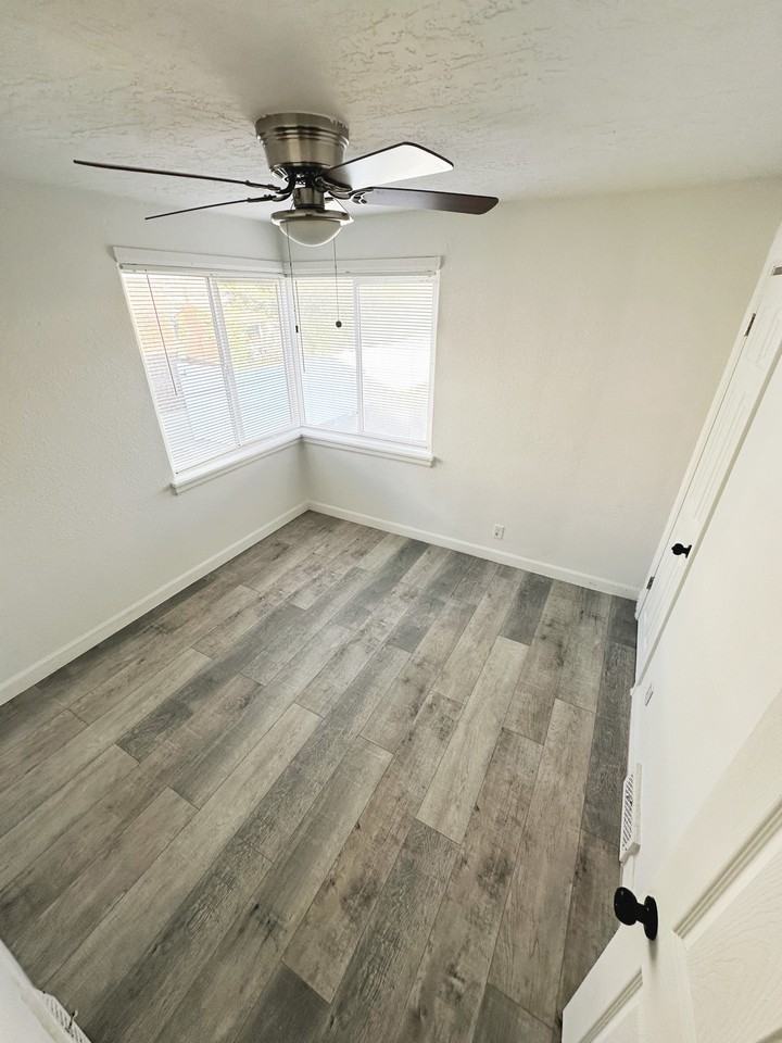 318 N 300 E #318 - Photo 6 of 17