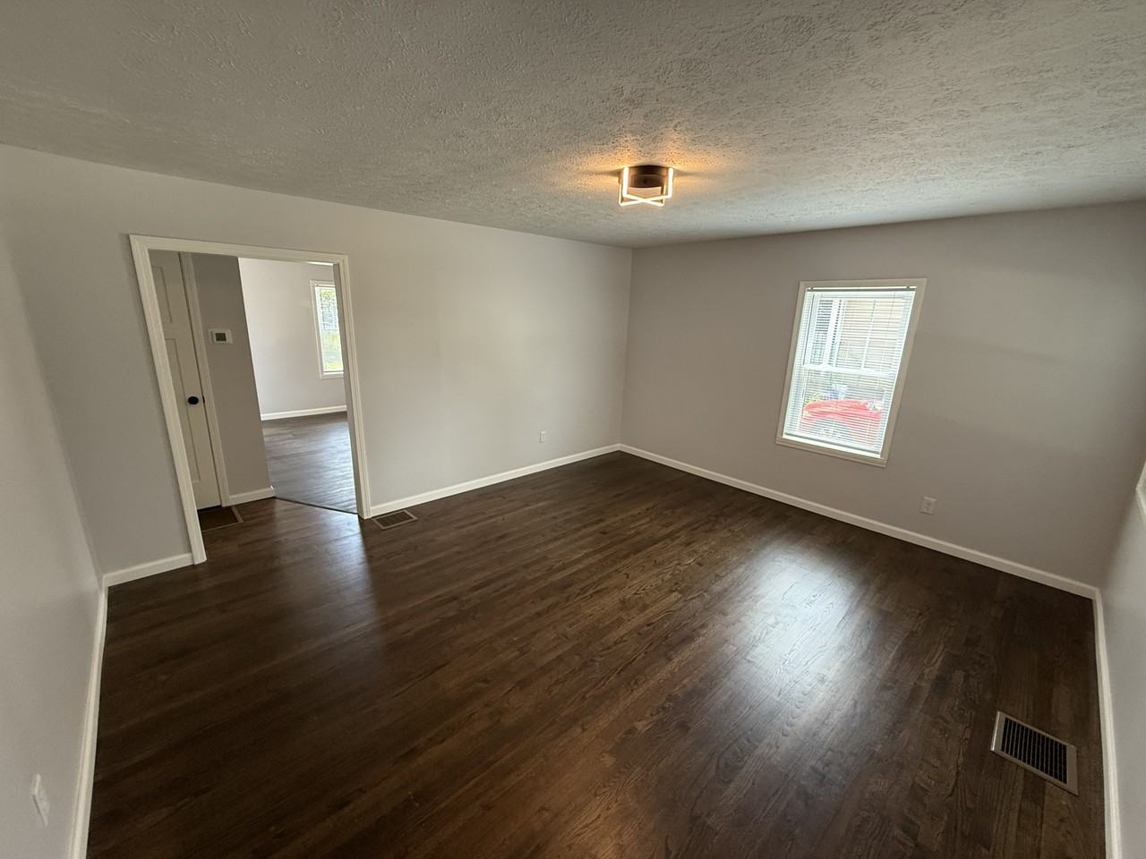 629 Short St #1 - Photo 3 of 11