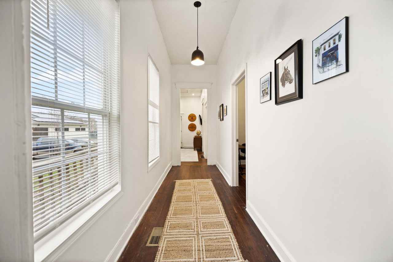 915 S Shelby St #1 - Photo 2 of 21