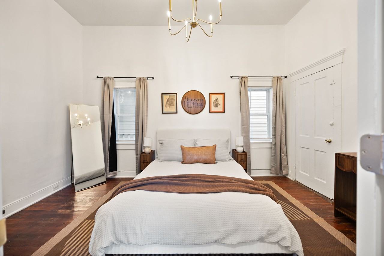 915 S Shelby St #1 - Photo 3 of 21