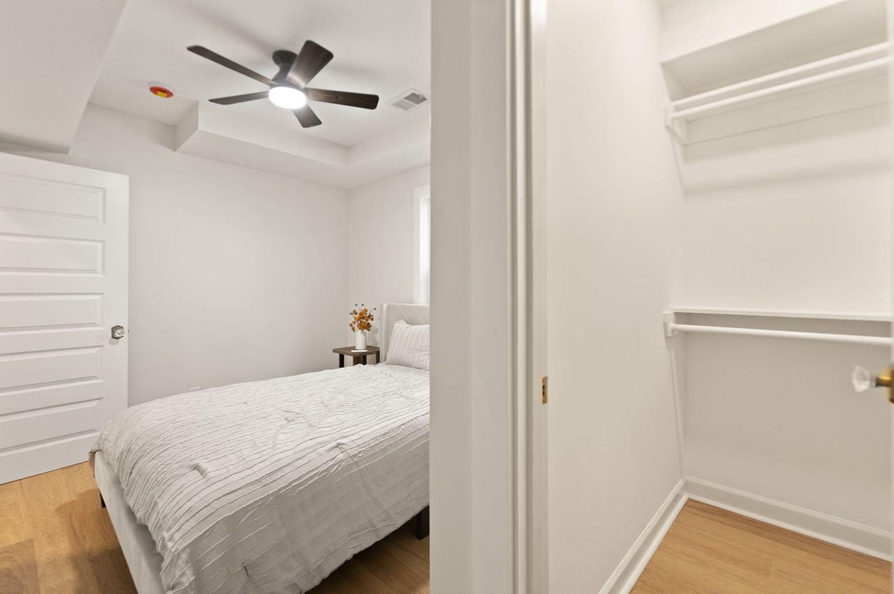 825 E Chestnut St #1 - Photo 6 of 10