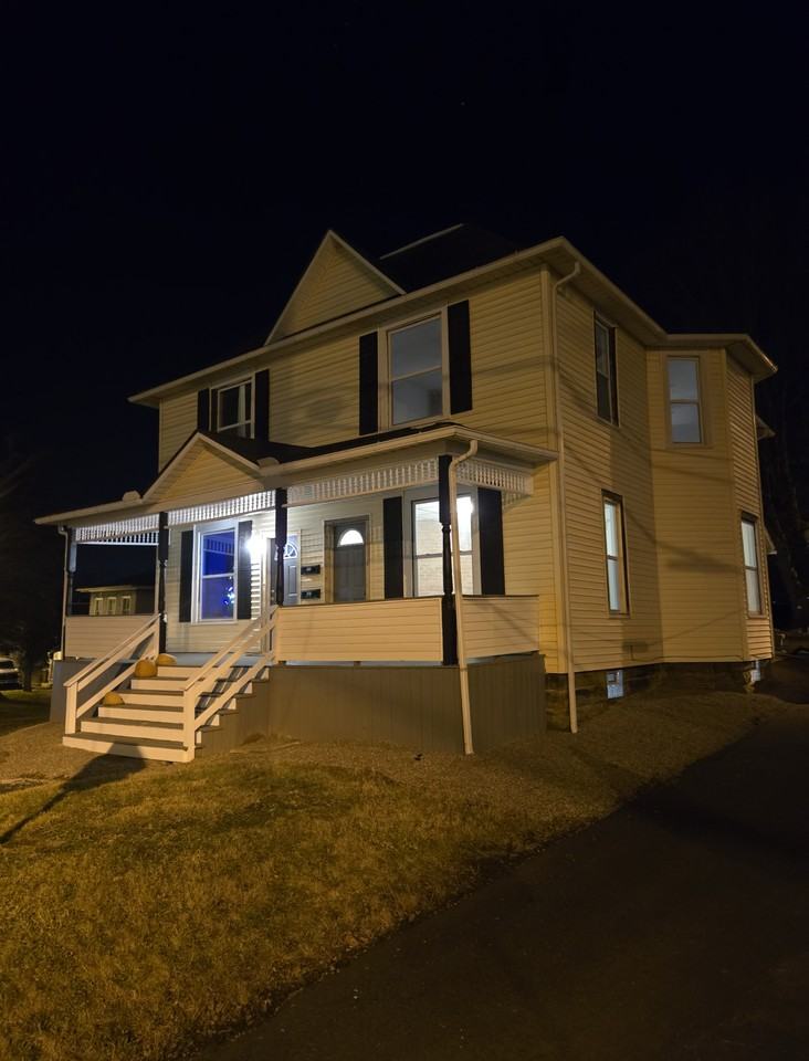 379 Springmill St #379 - Photo 5 of 10