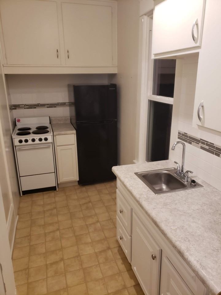 105 W Luther Pl #1-2 - Photo 4 of 10