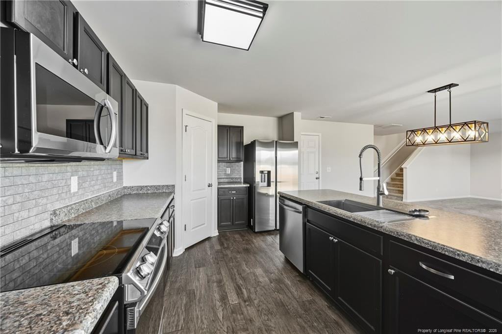 Merlin Ct #MJ - Photo 5 of 40