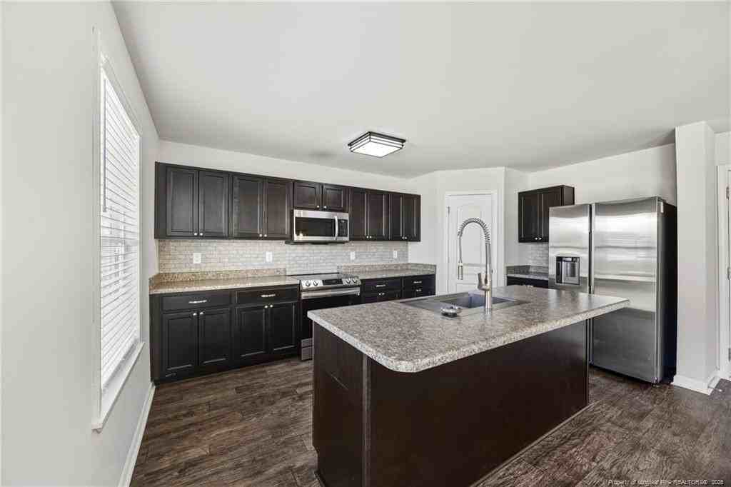 Merlin Ct #MJ - Photo 7 of 40