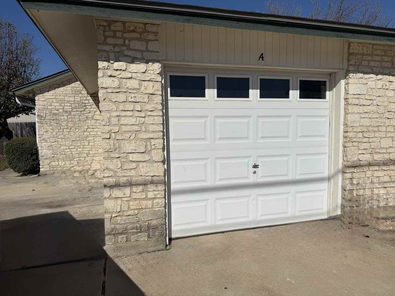 621 Luther Dr #1 - Photo 2 of 25