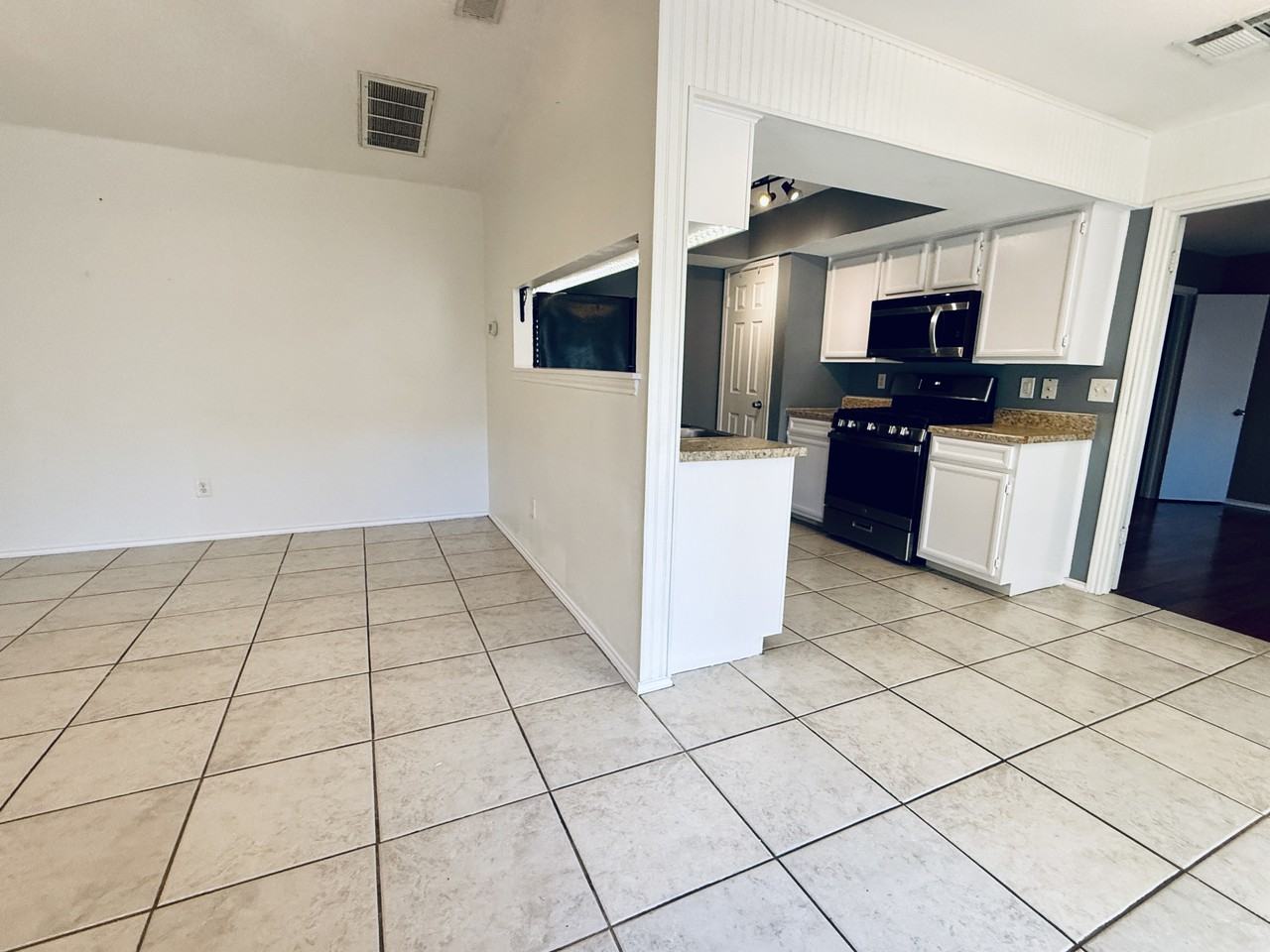 621 Luther Dr #1 - Photo 7 of 25