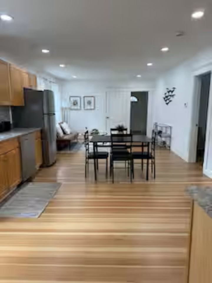 10 Cranch St #1 - Photo 4 of 10