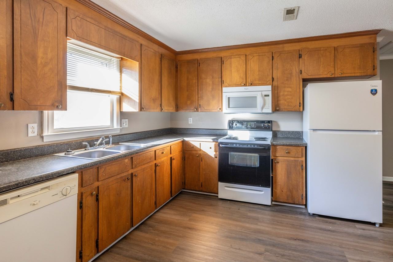 424 S 4th St #4 - Photo 4 of 20