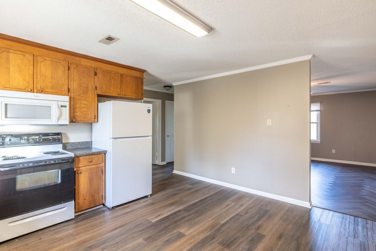 424 S 4th St #4 - Photo 5 of 20