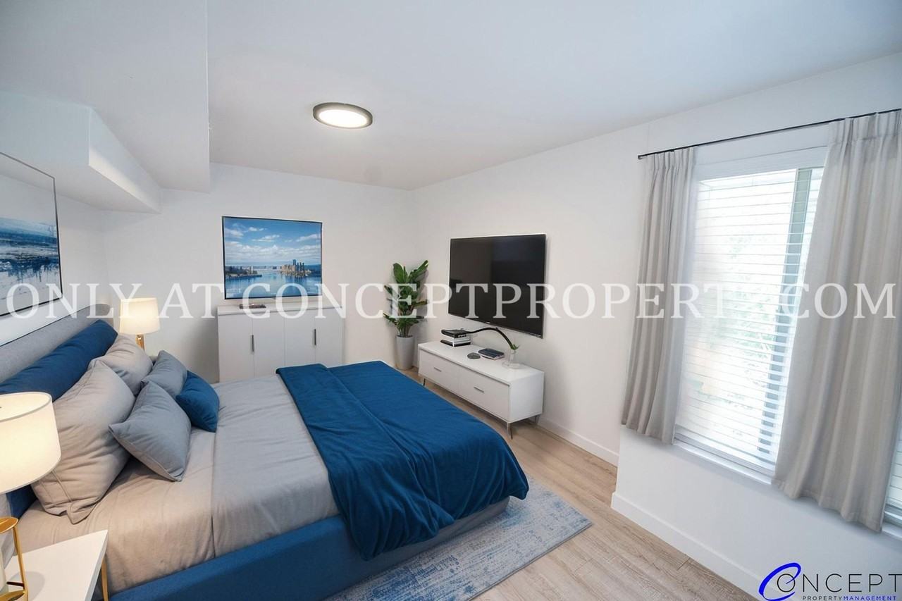 Join Avenue View, a Sophisticated Downtown Community! - Photo 5 of 50