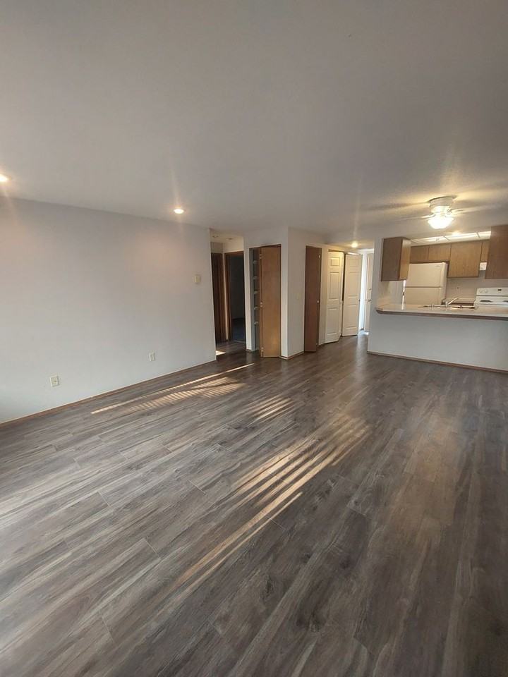 1116 E Maryland St #1 - Photo 6 of 11