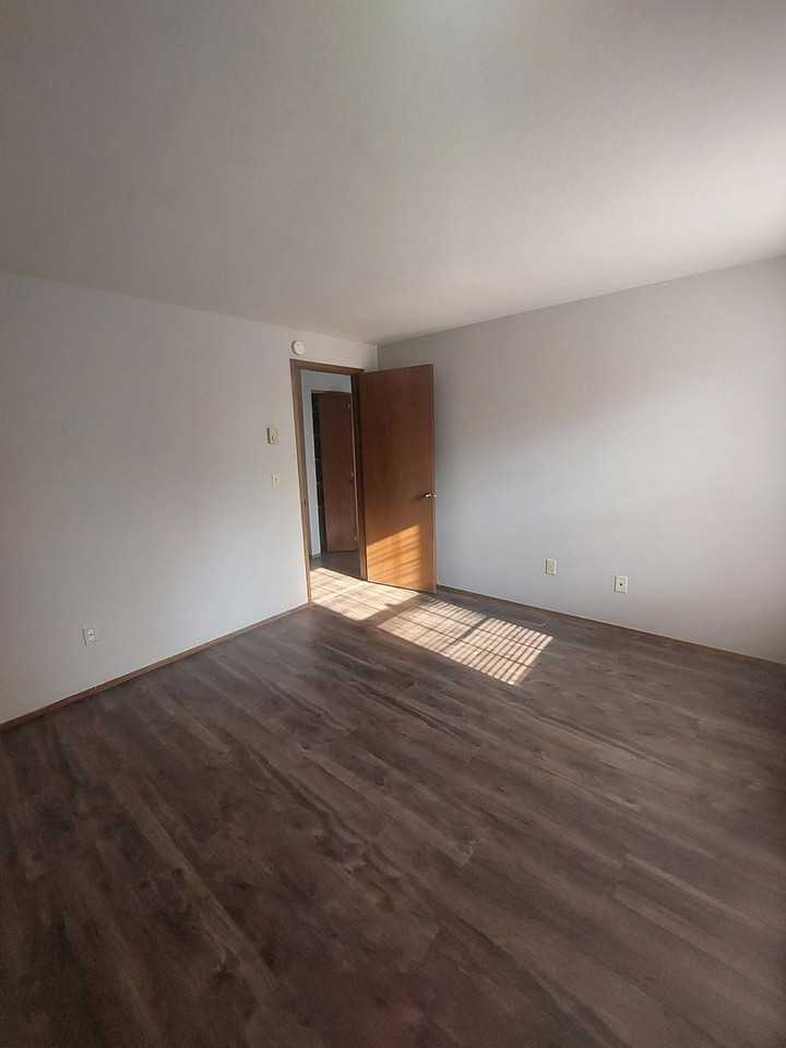 1116 E Maryland St #1 - Photo 7 of 11