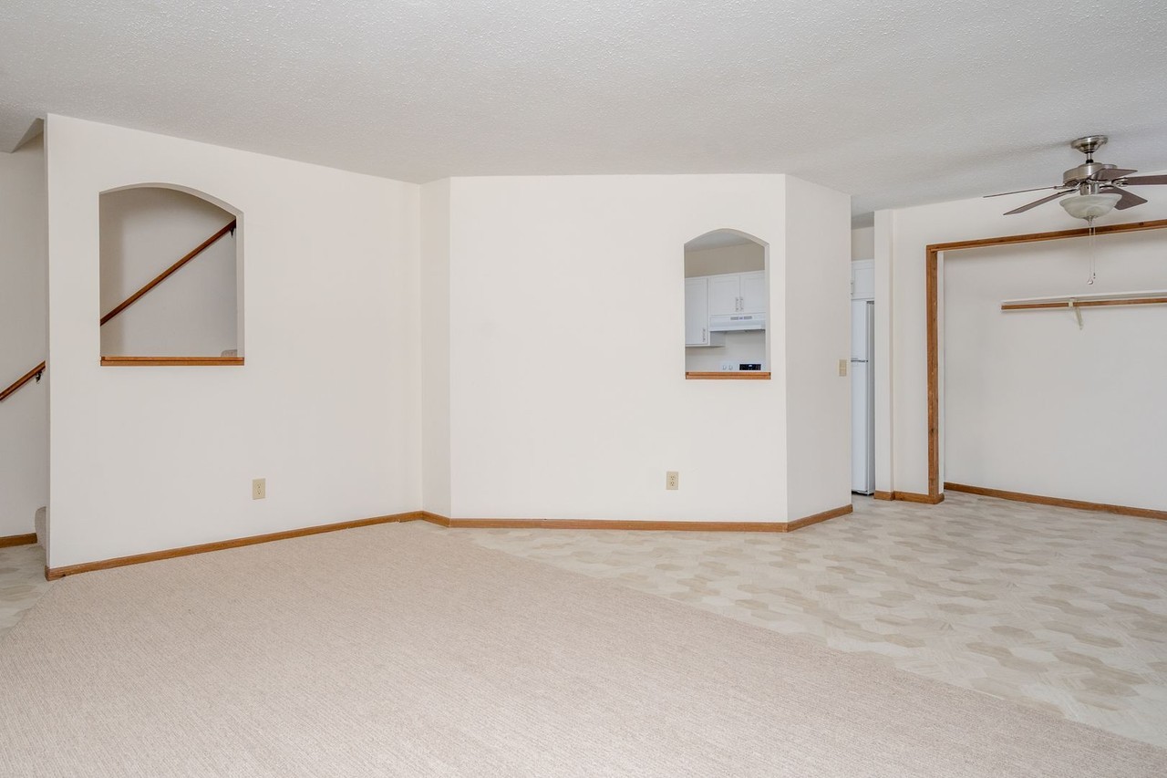 Woodcrest Townhomes - Photo 2 of 20