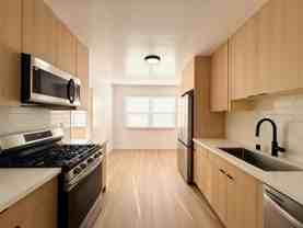 354-360 Rennie Ave - Photo 1 of 1