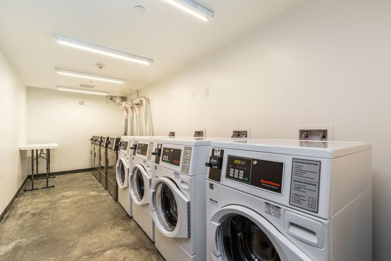 7 S. Linn Street - Photo 5 of 50