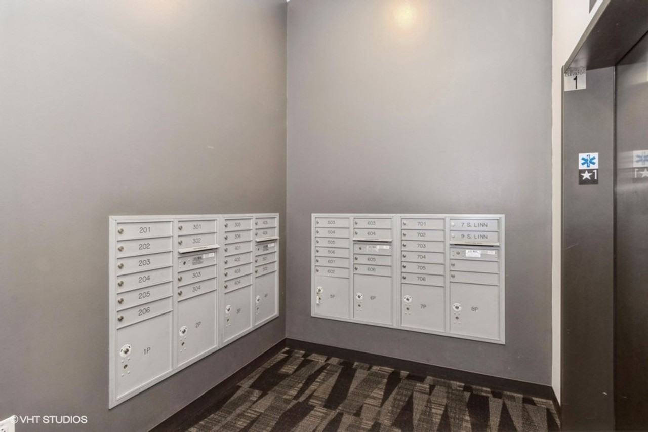 7 S. Linn Street - Photo 6 of 50