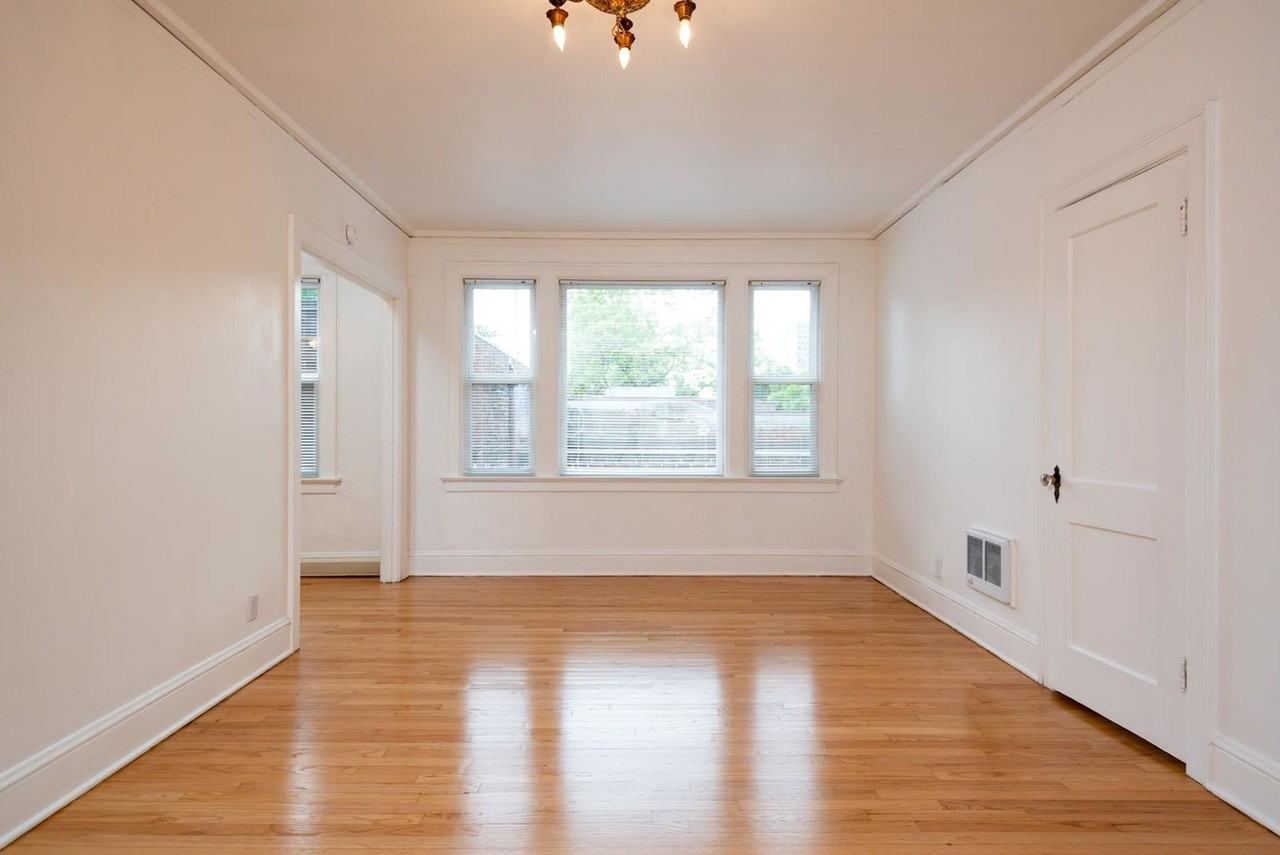 Rex Manor Apartments - Photo 3 of 3