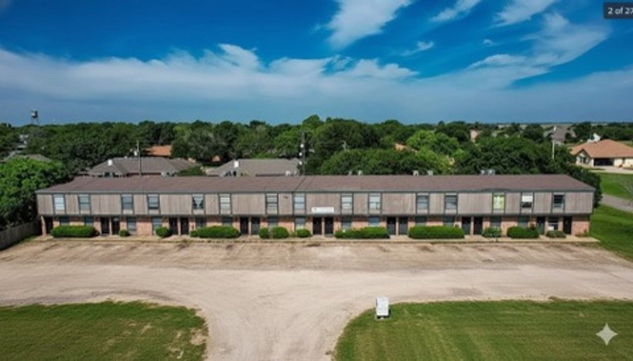 MOVE IN SPECIAL! Contact for details - Photo 2 of 14