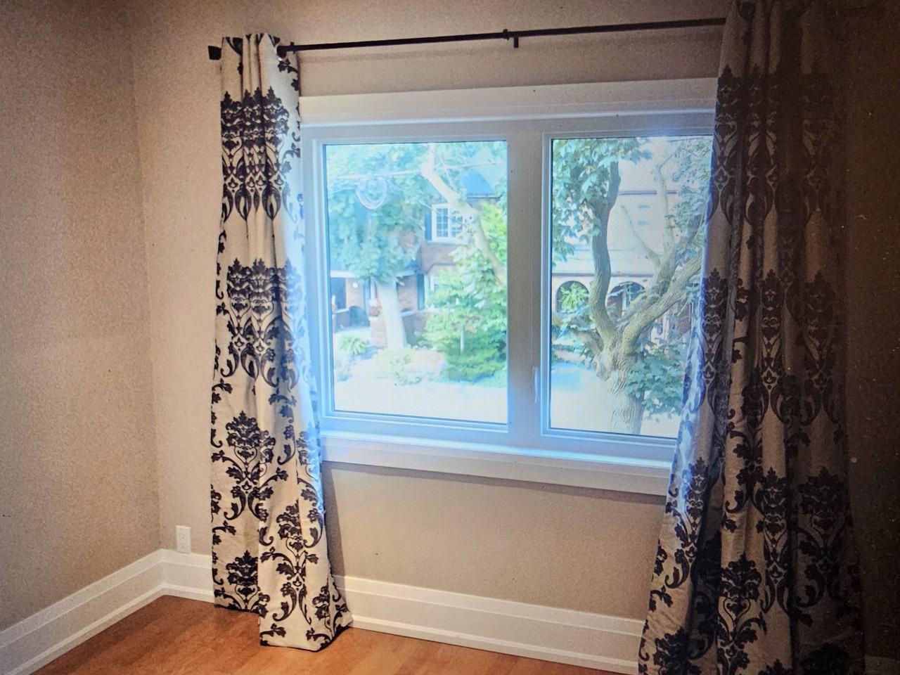 Roseneath Gardens - Photo 3 of 12