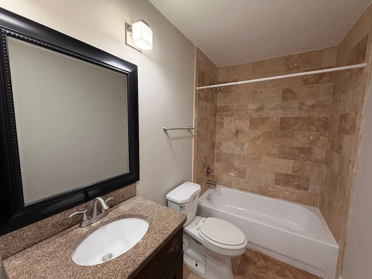 2000 Bencal Dr Se - Photo 6 of 9