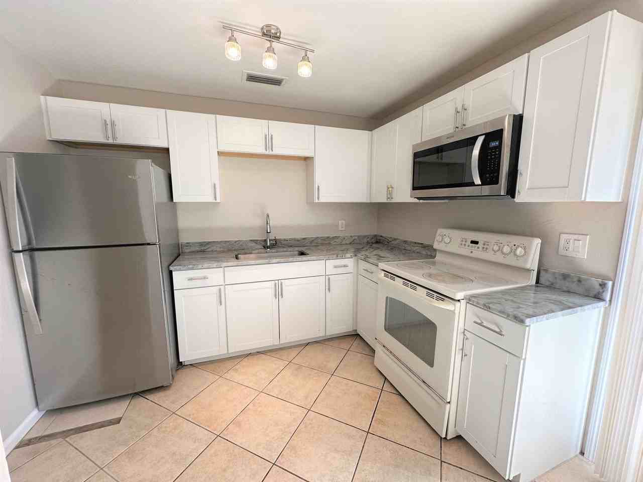 PIKUS (Avalon Apartments) - Photo 6 of 26