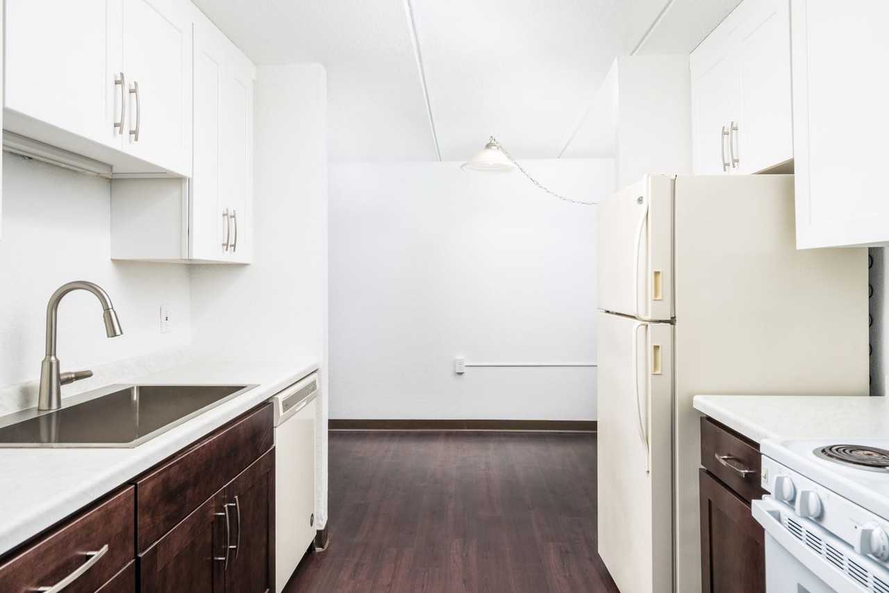 Creek Terrace - Photo 5 of 15