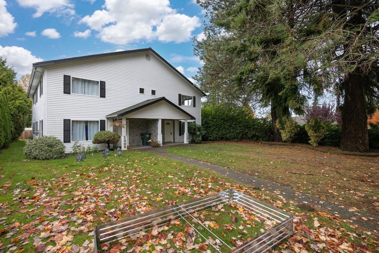 1301/1305 Mitchell Ave - Photo 3 of 50