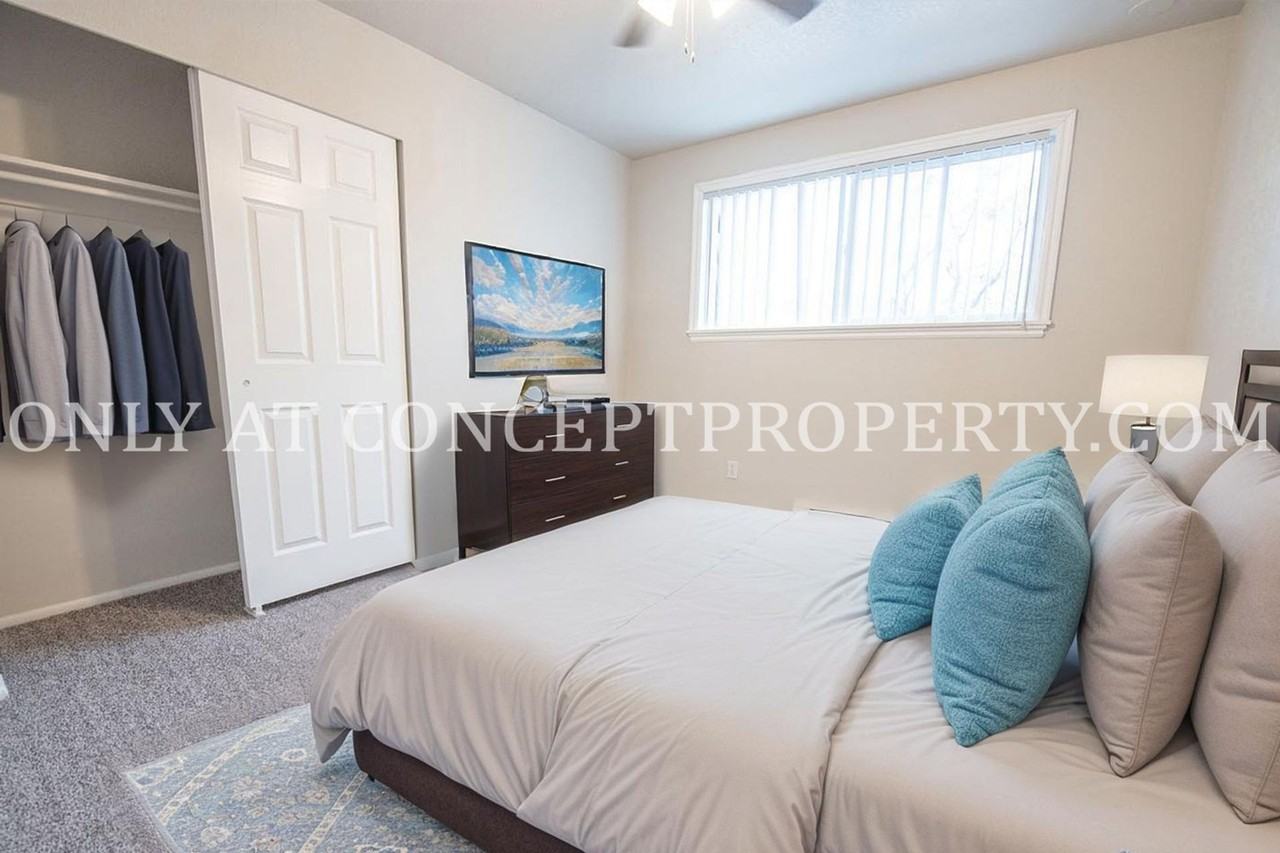 637 South 600 East - Photo 7 of 35